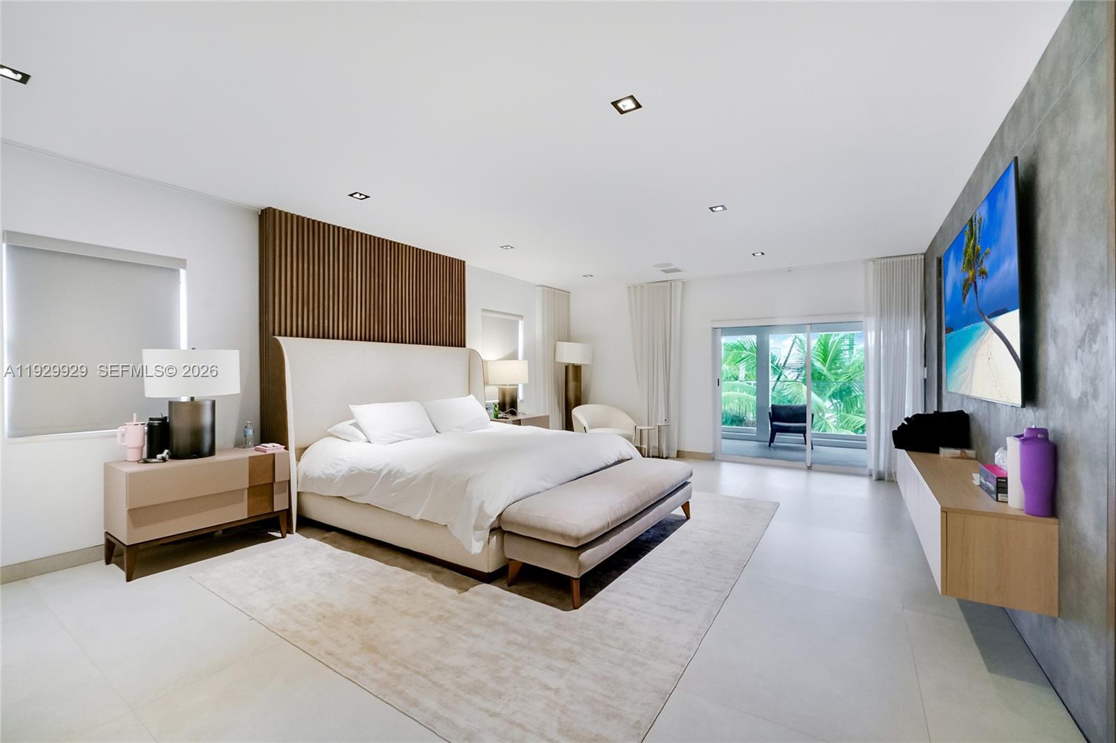 431 Layne Blvd Hallandale Beach, FL 33009