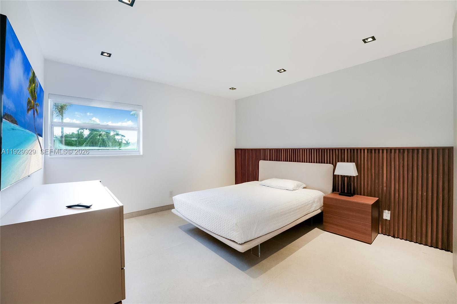 431 Layne Blvd Hallandale Beach, FL 33009