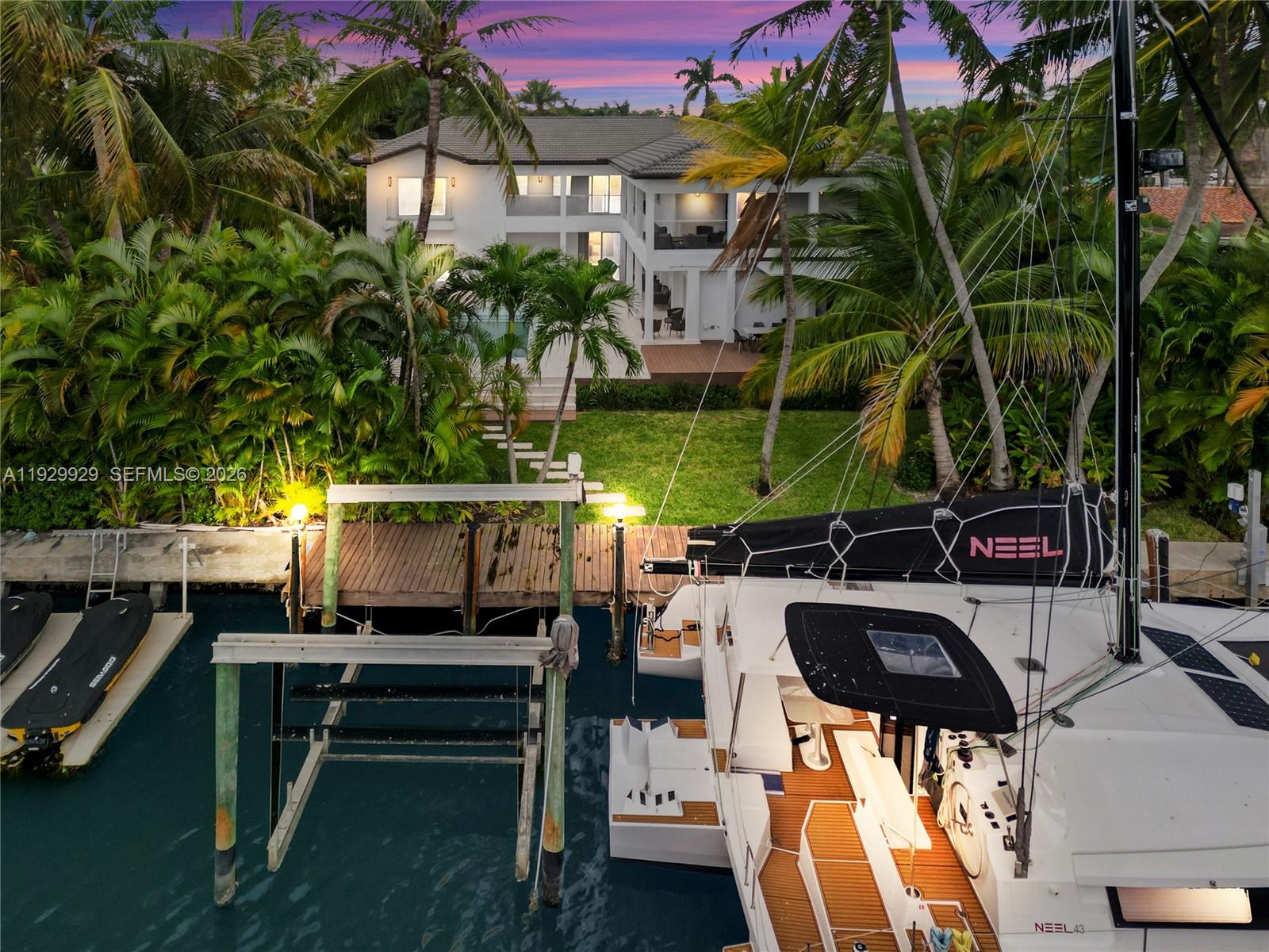 431 Layne Blvd Hallandale Beach, FL 33009