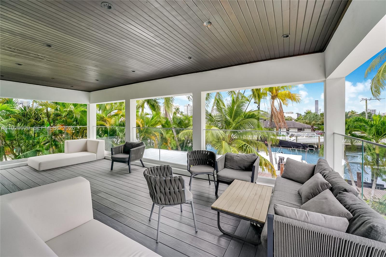 431 Layne Blvd Hallandale Beach, FL 33009