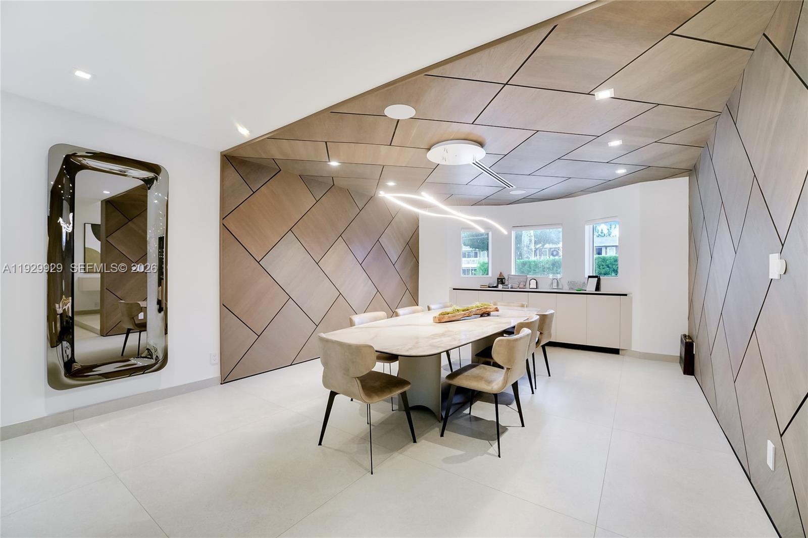 431 Layne Blvd Hallandale Beach, FL 33009