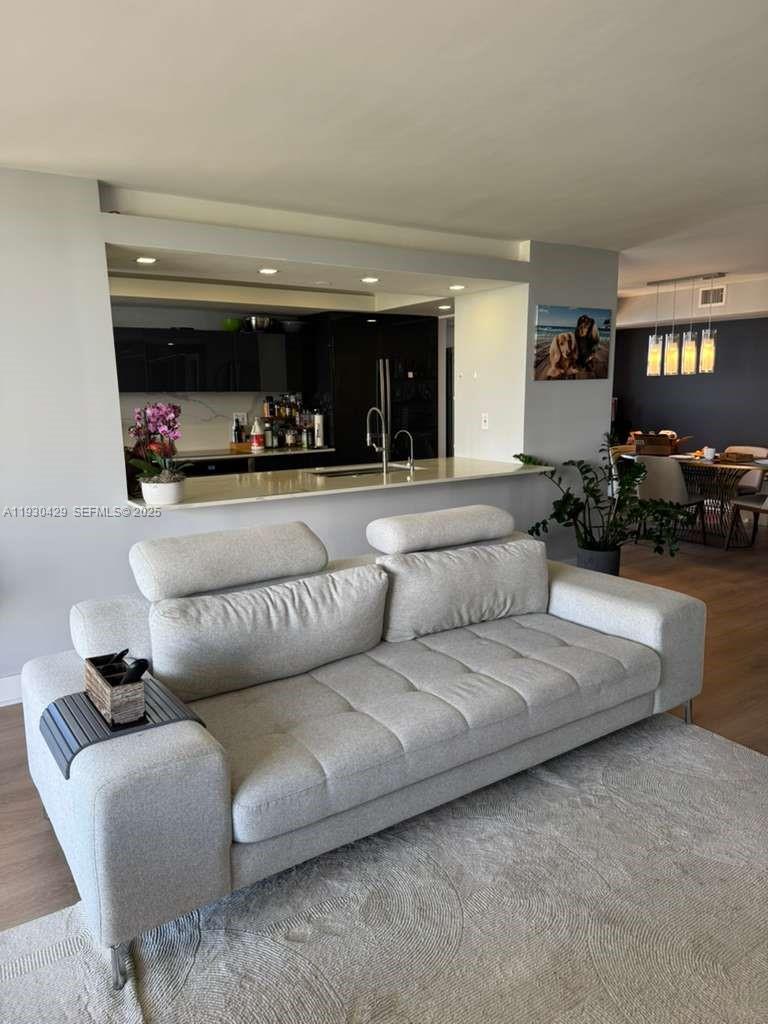 4000 Towerside Ter #1901 Miami, FL 33138