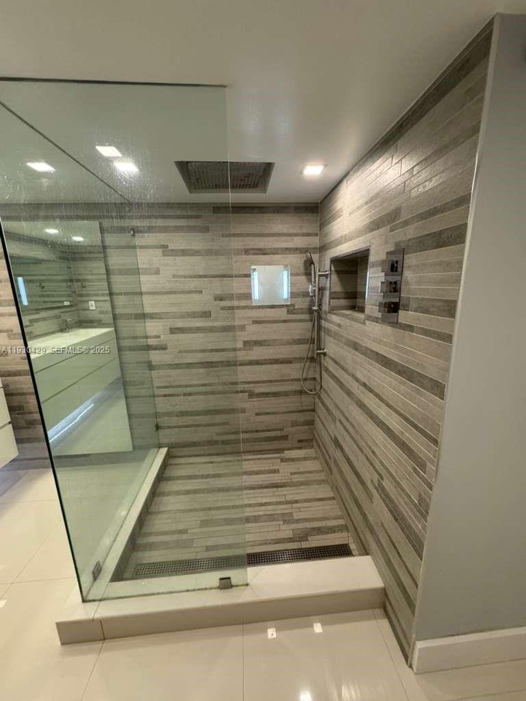 4000 Towerside Ter #1901 Miami, FL 33138