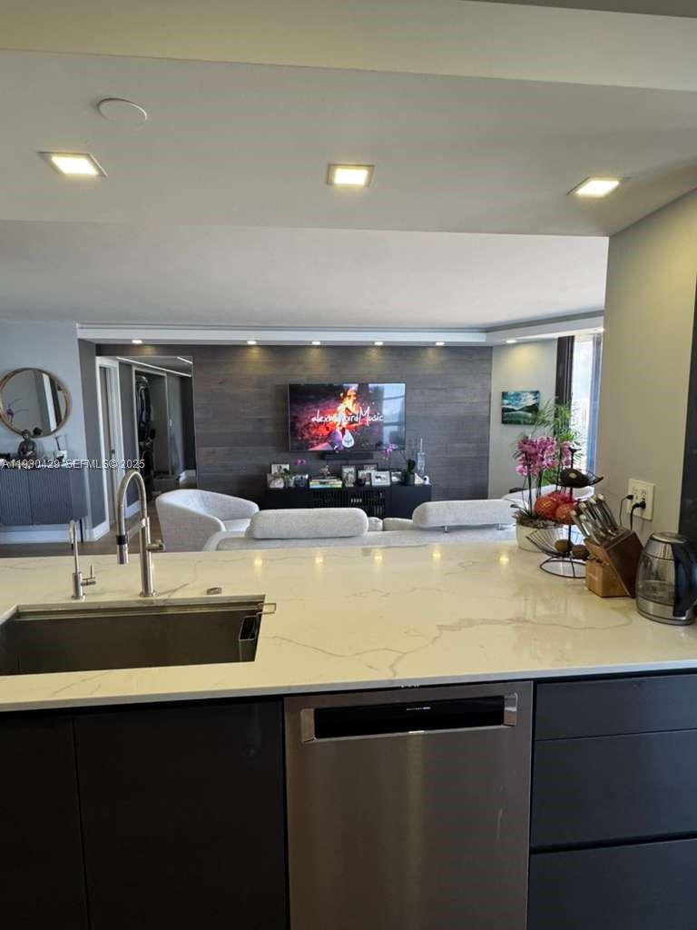 4000 Towerside Ter #1901 Miami, FL 33138