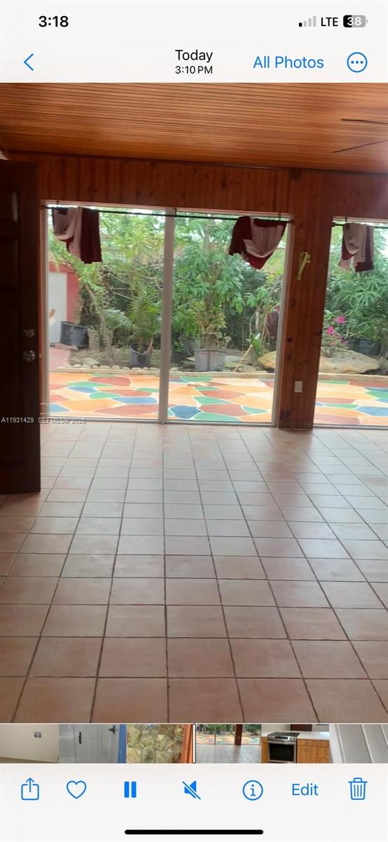 10955 SW 56th St Miami, FL 33165