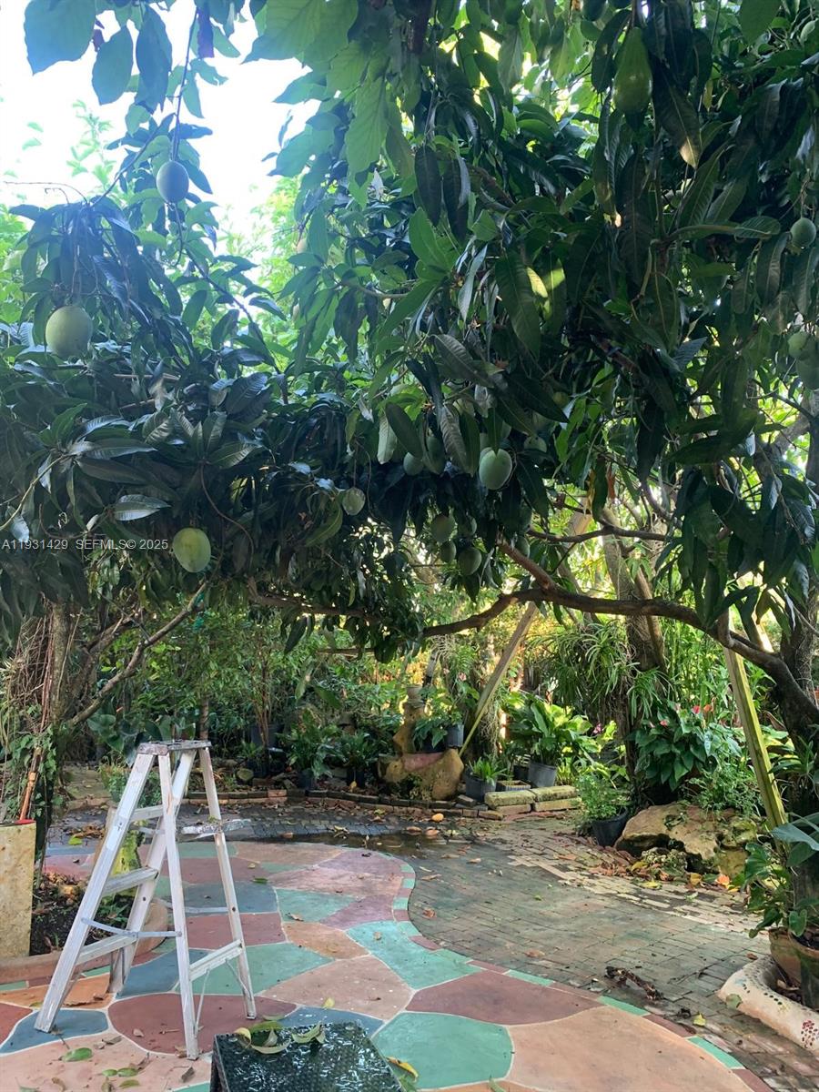 10955 SW 56th St Miami, FL 33165