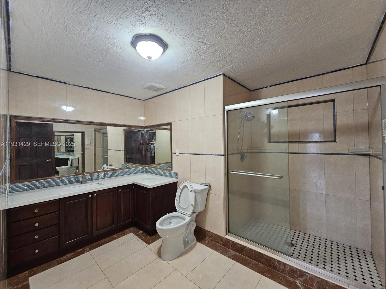 10955 SW 56th St Miami, FL 33165