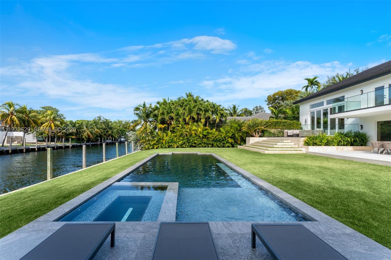 6970 Sunrise Dr Coral Gables, FL 33133