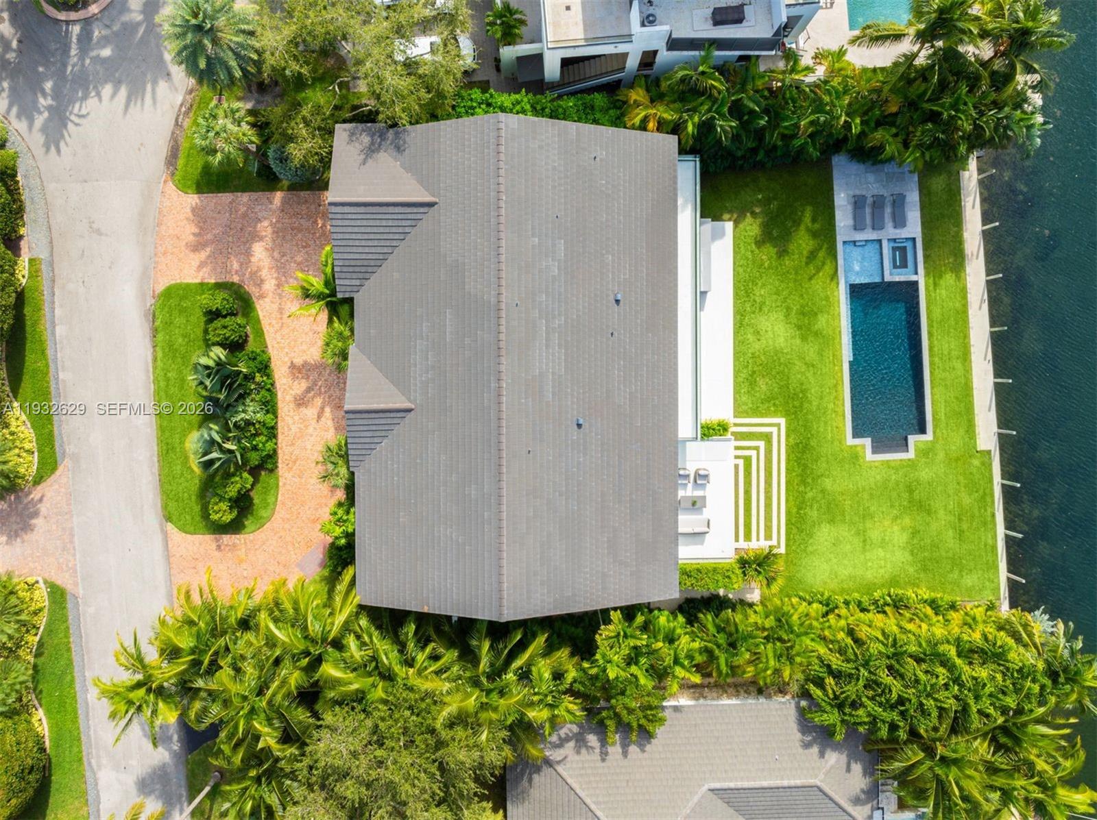 6970 Sunrise Dr Coral Gables, FL 33133