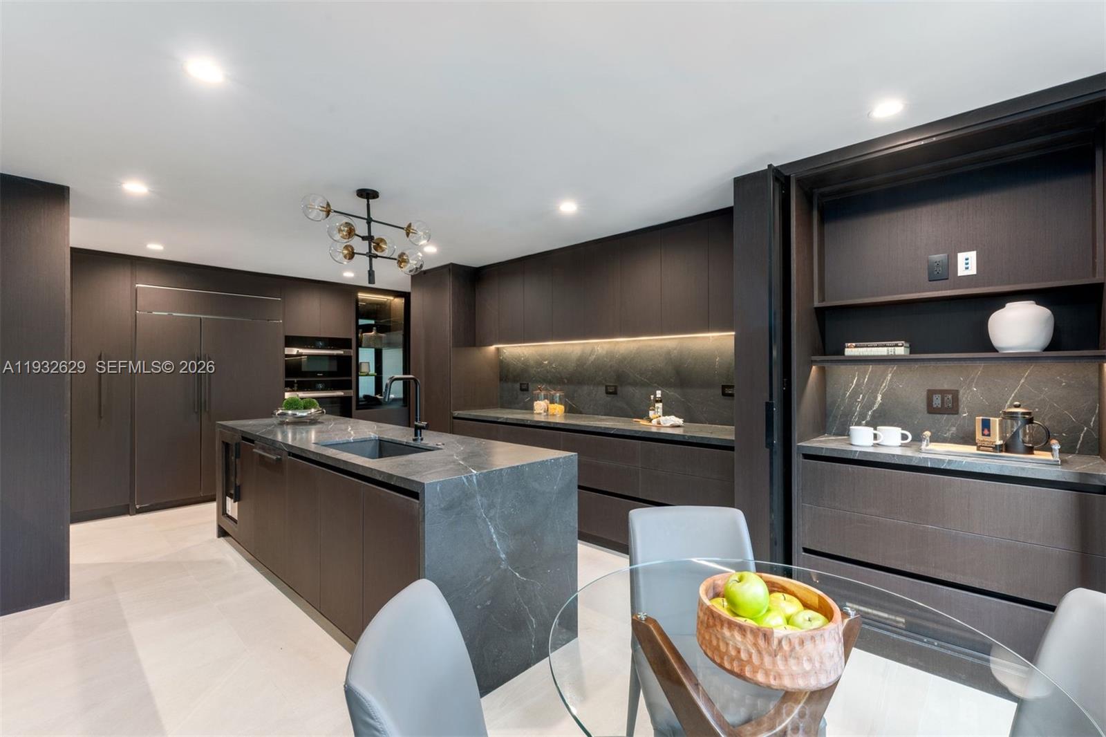 6970 Sunrise Dr Coral Gables, FL 33133