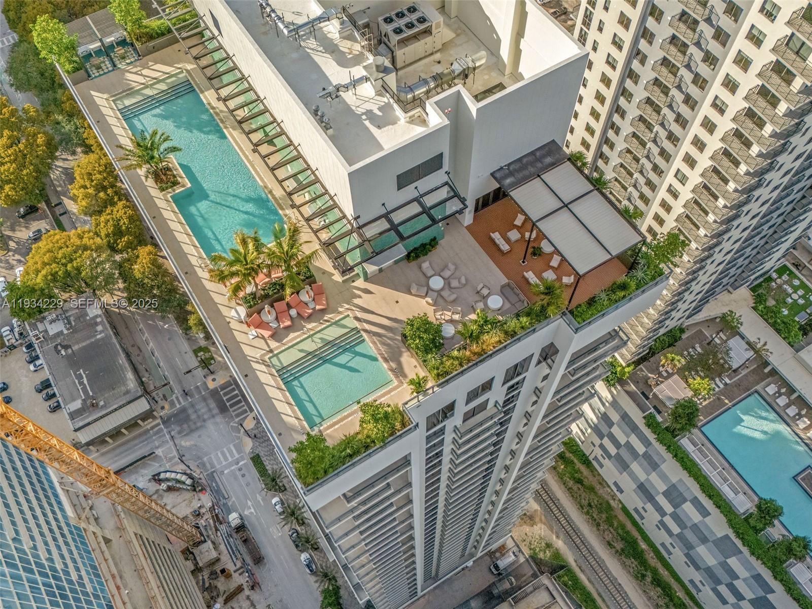 image The Crosby Miami Worldcenter19