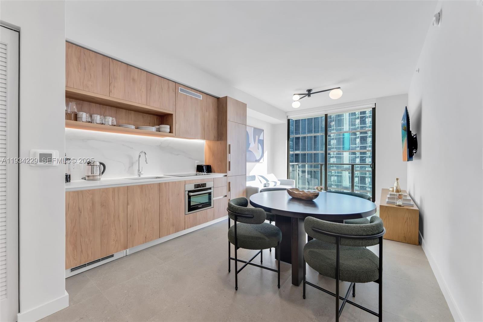 image The Crosby Miami Worldcenter3