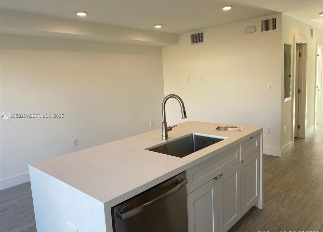 3721 SW 88th Pl #B Miami, FL 33165