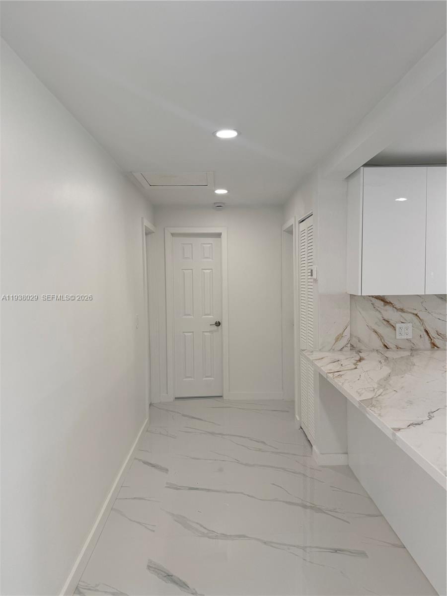 6091 SW 64th Ter South Miami, FL 33143