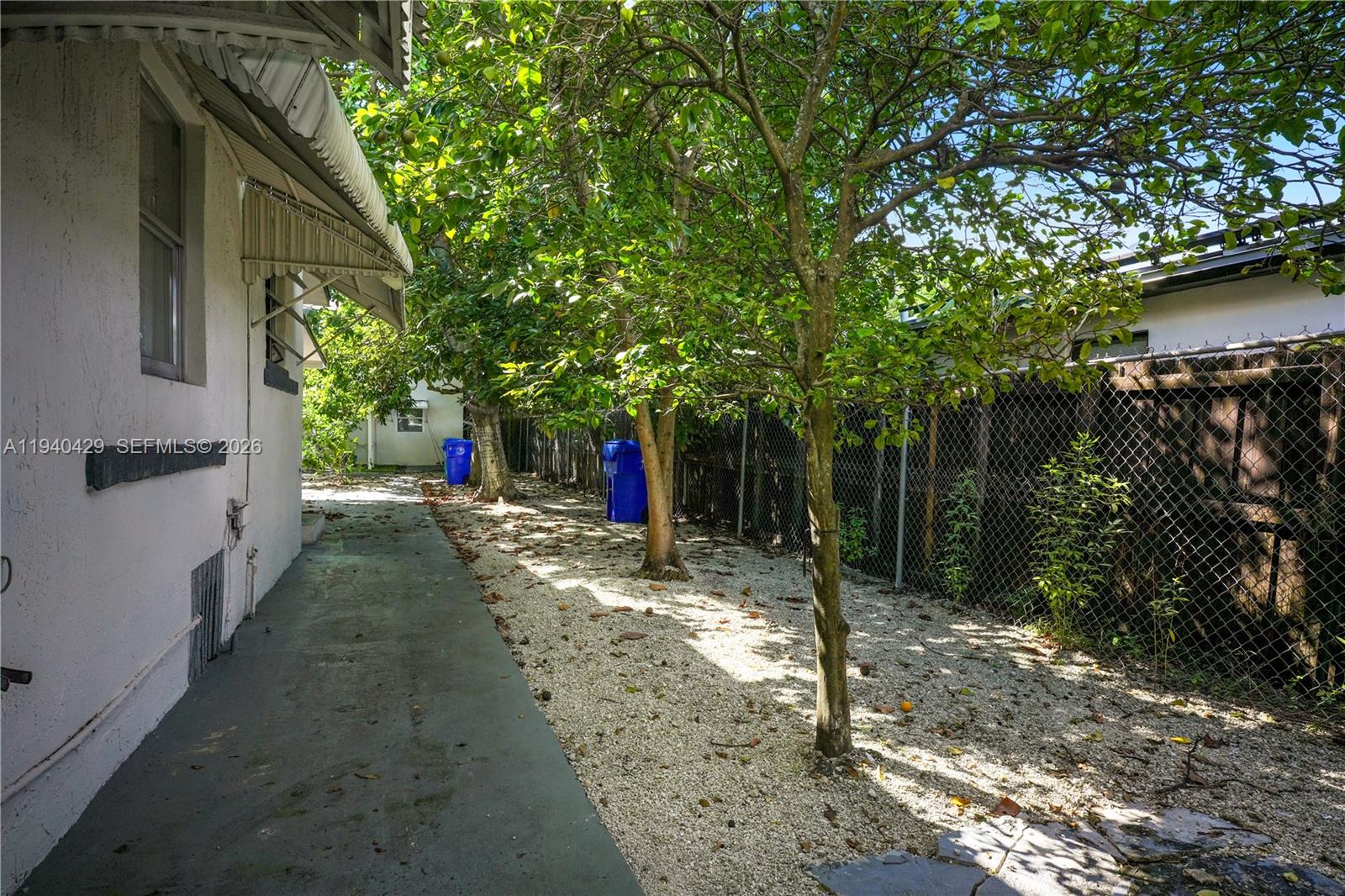 128 NW 53rd St Miami, FL 33127