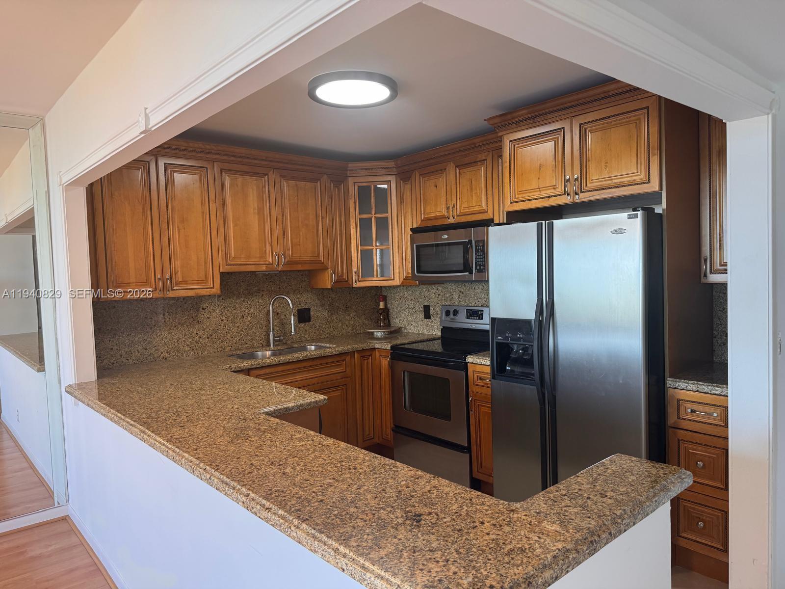 2500 Parkview Dr #1210 Hallandale Beach, FL 33009