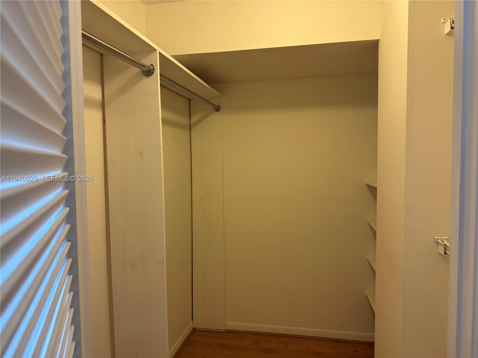 2500 Parkview Dr #1210 Hallandale Beach, FL 33009