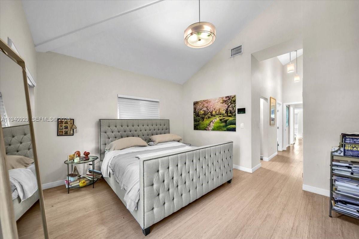 208 Jefferson Ave #113 Miami Beach, FL 33139