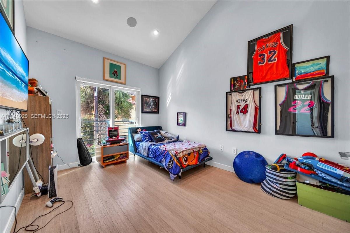 208 Jefferson Ave #113 Miami Beach, FL 33139