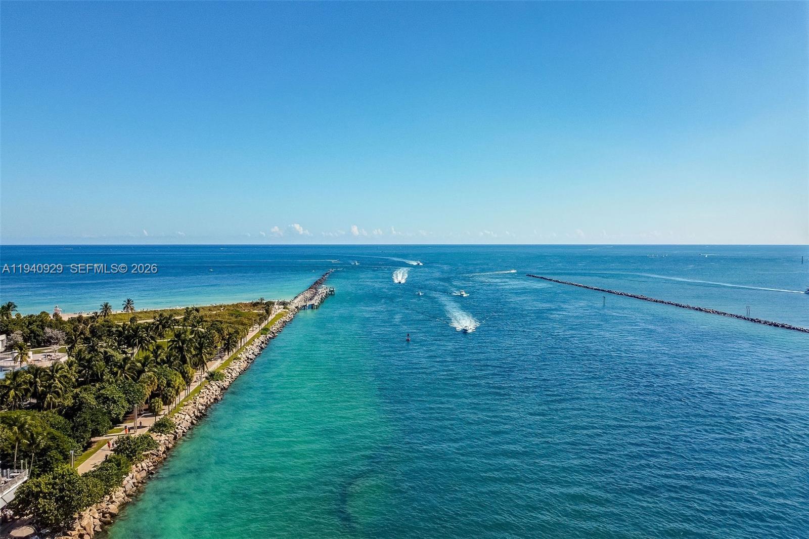 208 Jefferson Ave #113 Miami Beach, FL 33139