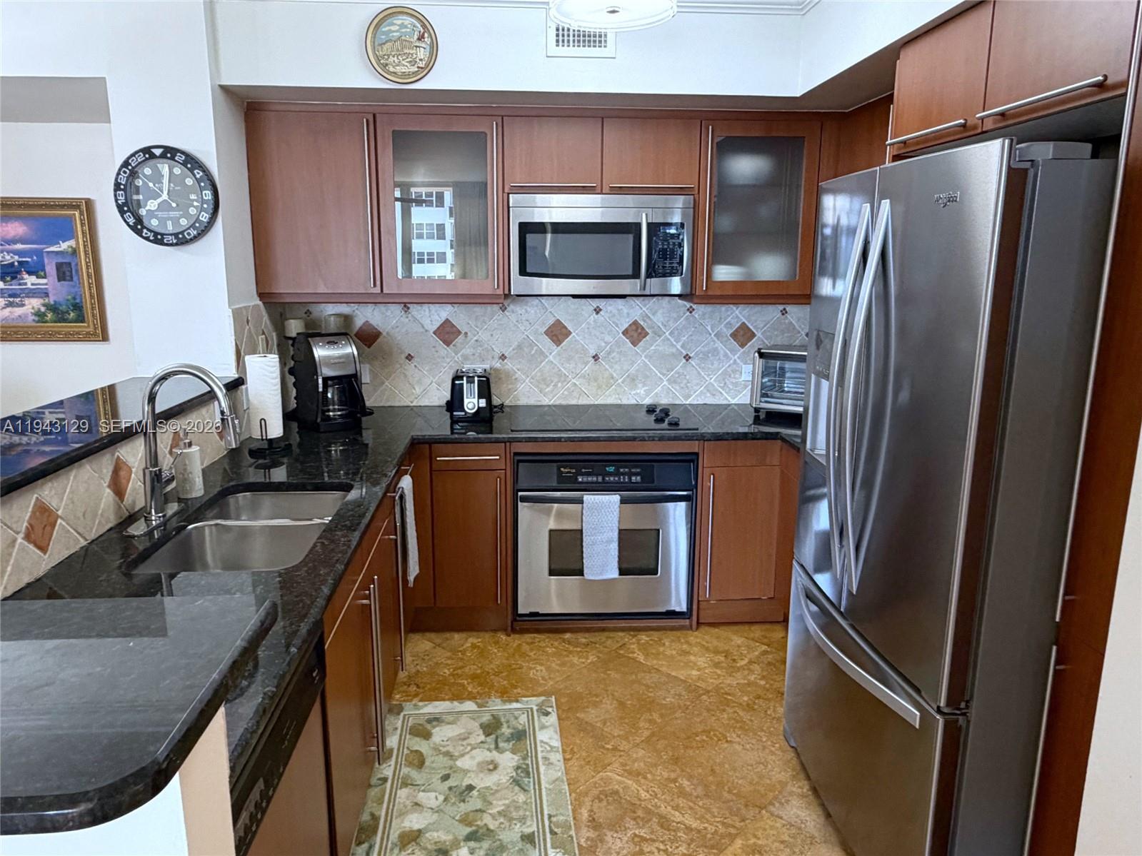 image 2080 Ocean Drive9