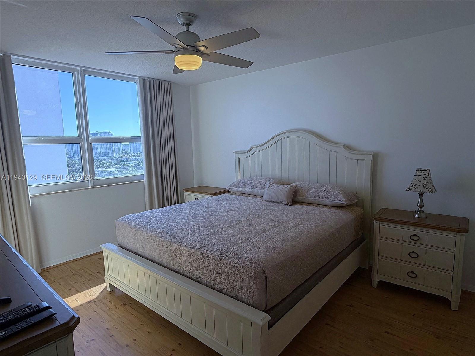 image 2080 Ocean Drive12