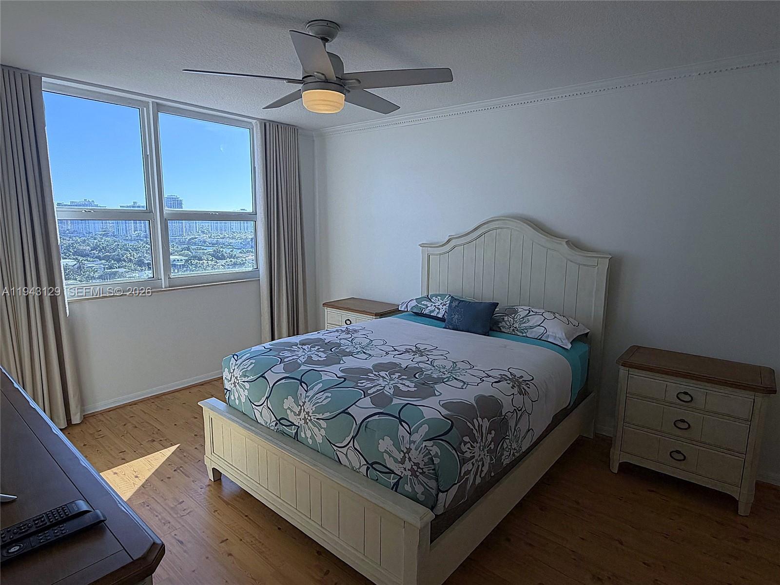 image 2080 Ocean Drive16