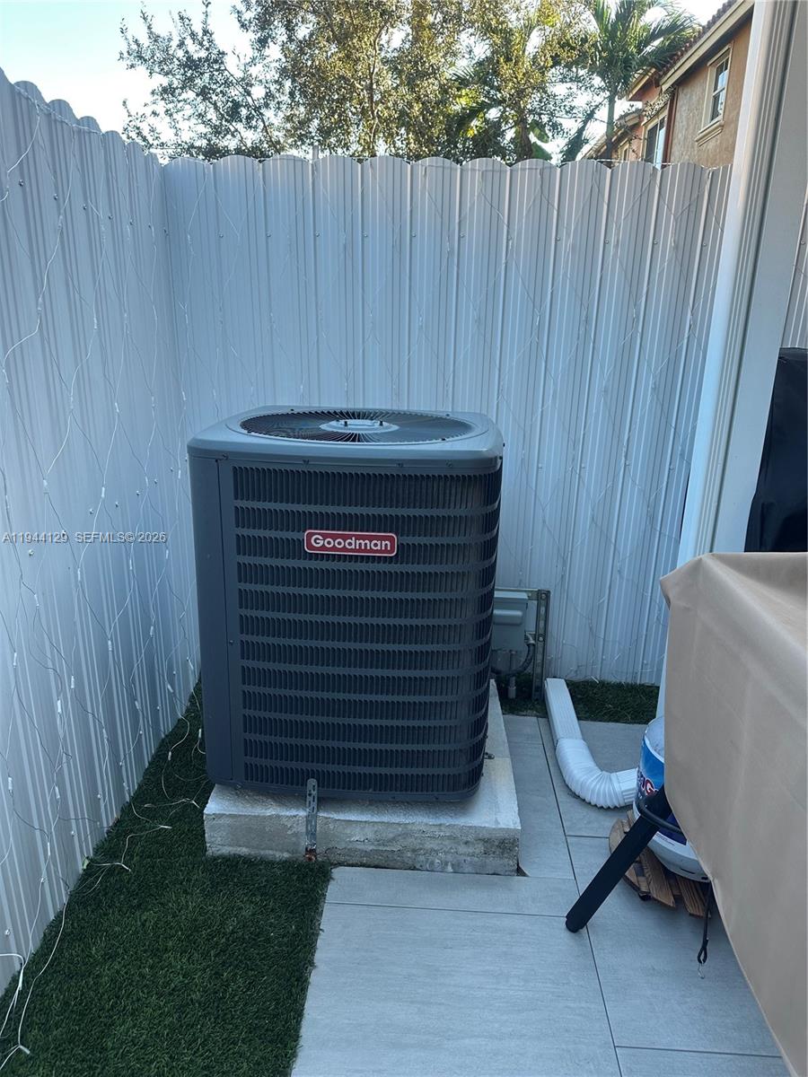 3153 SW 153rd Ave Miami, FL 33185