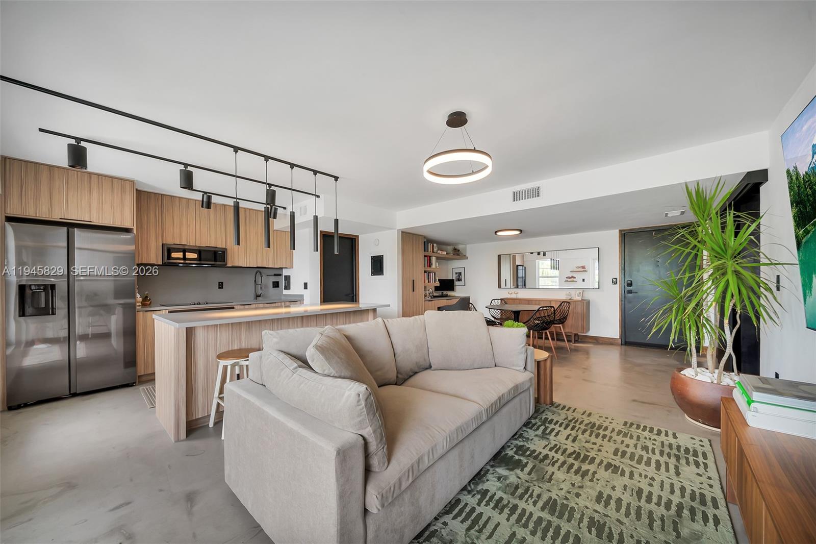 1455 West Ave #503 Miami Beach, FL 33139