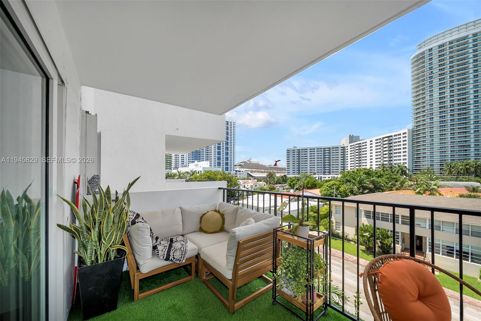 1455 West Ave #503 Miami Beach, FL 33139