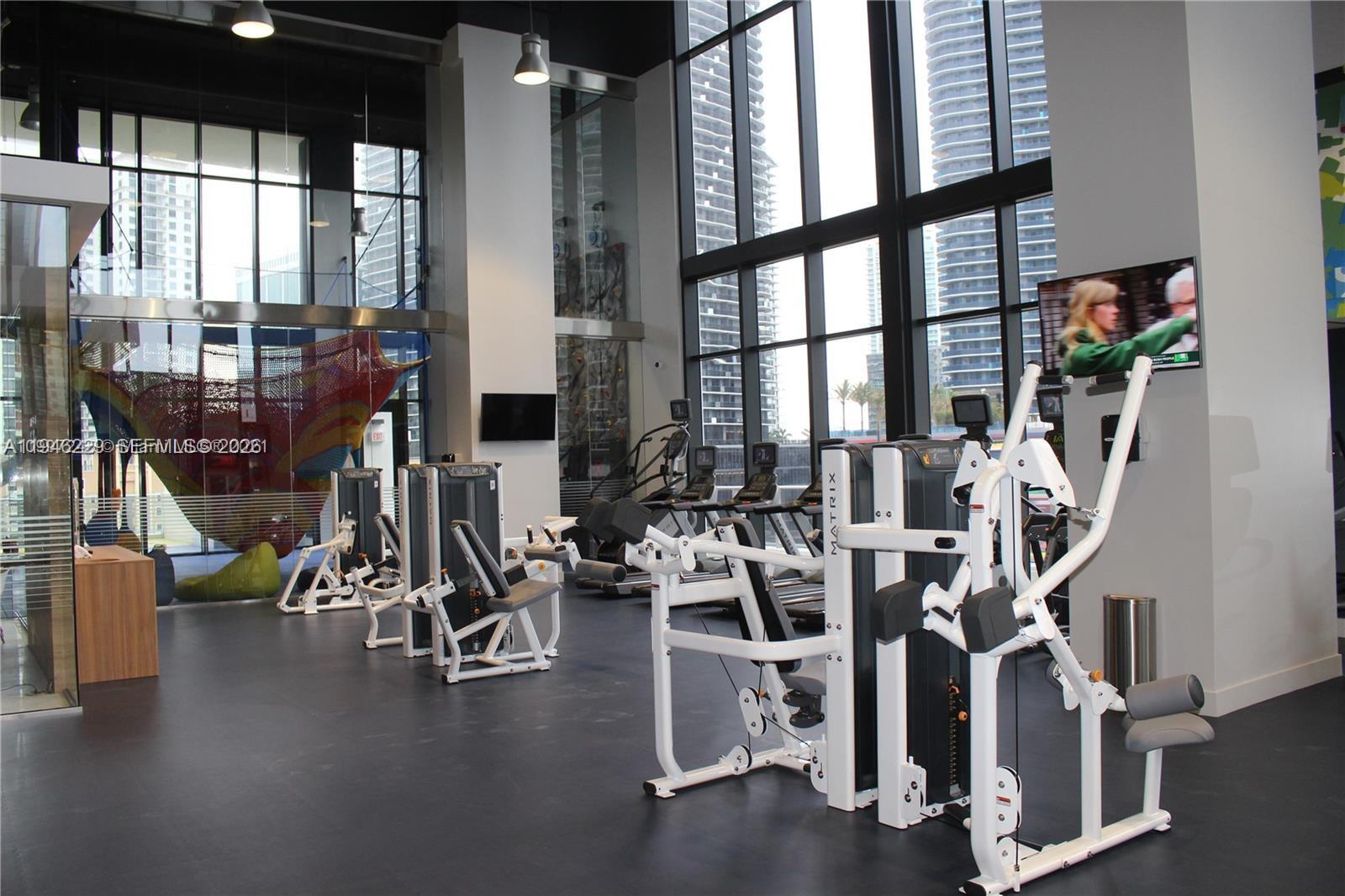 image 1010 Brickell49