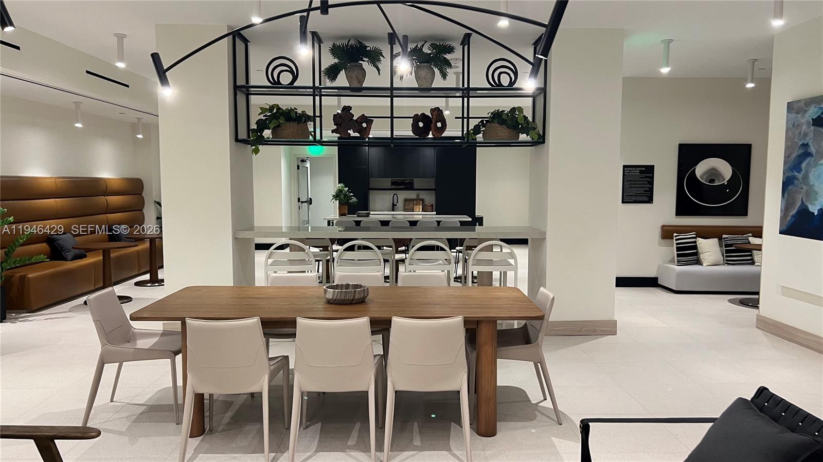 225 N Miami Ave #212 Miami, FL 33128