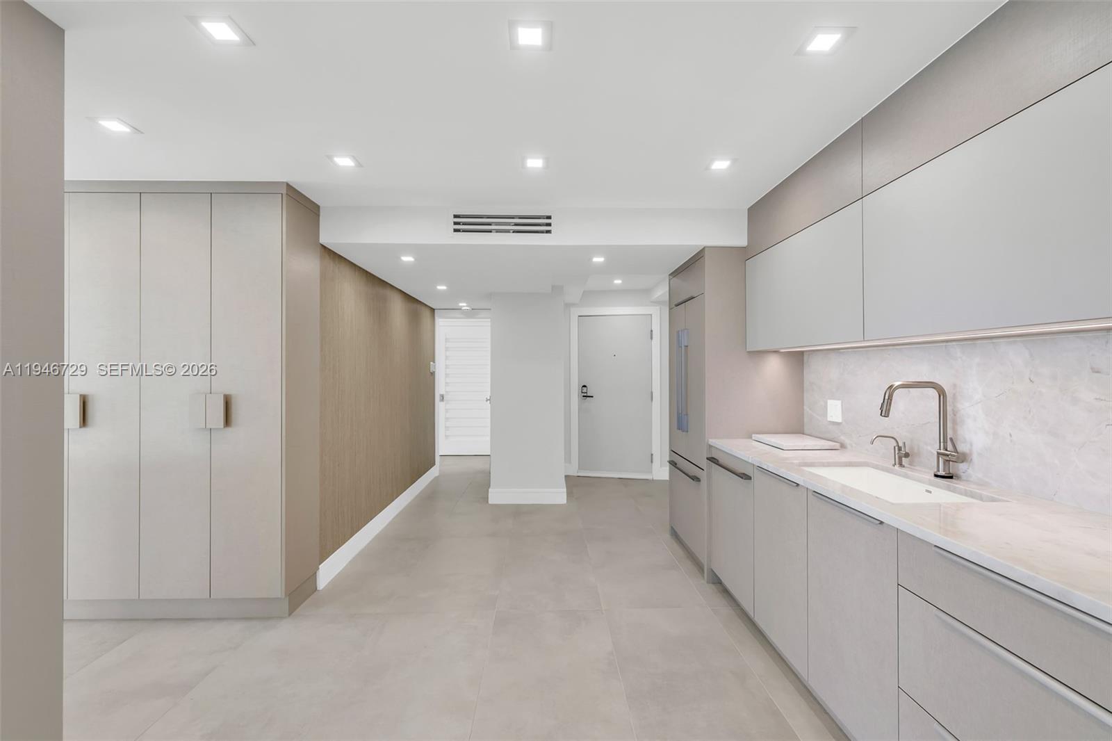 209 N Fort Lauderdale Bch Blvd #6B Fort Lauderdale, FL 33304