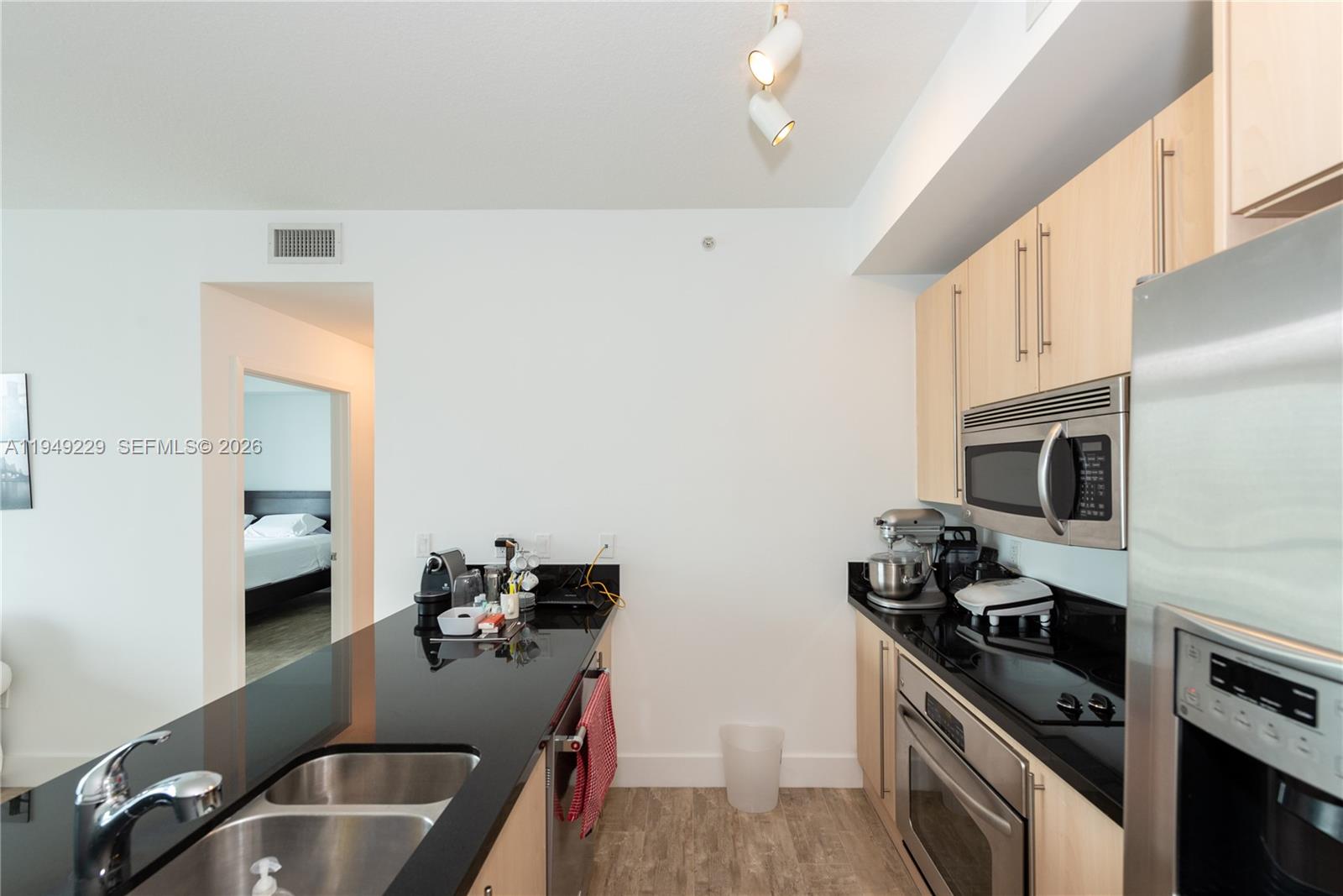 image Axis on Brickell South9