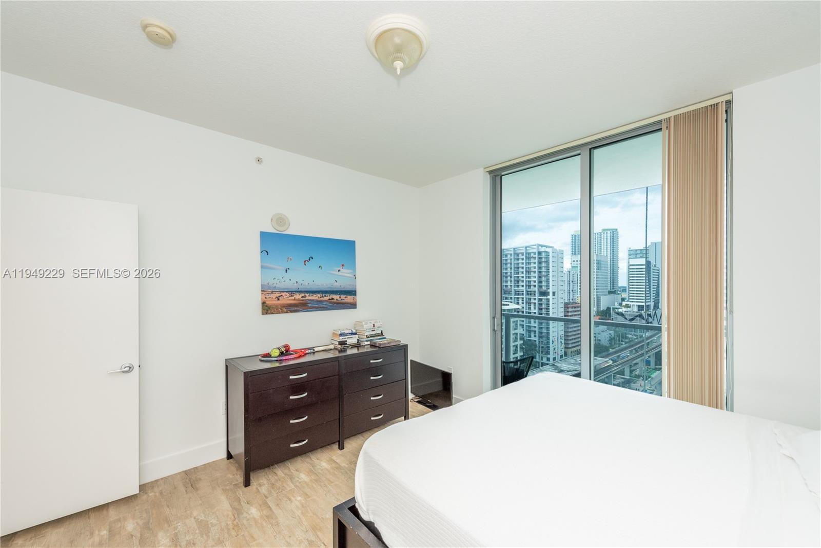 image Axis on Brickell South13