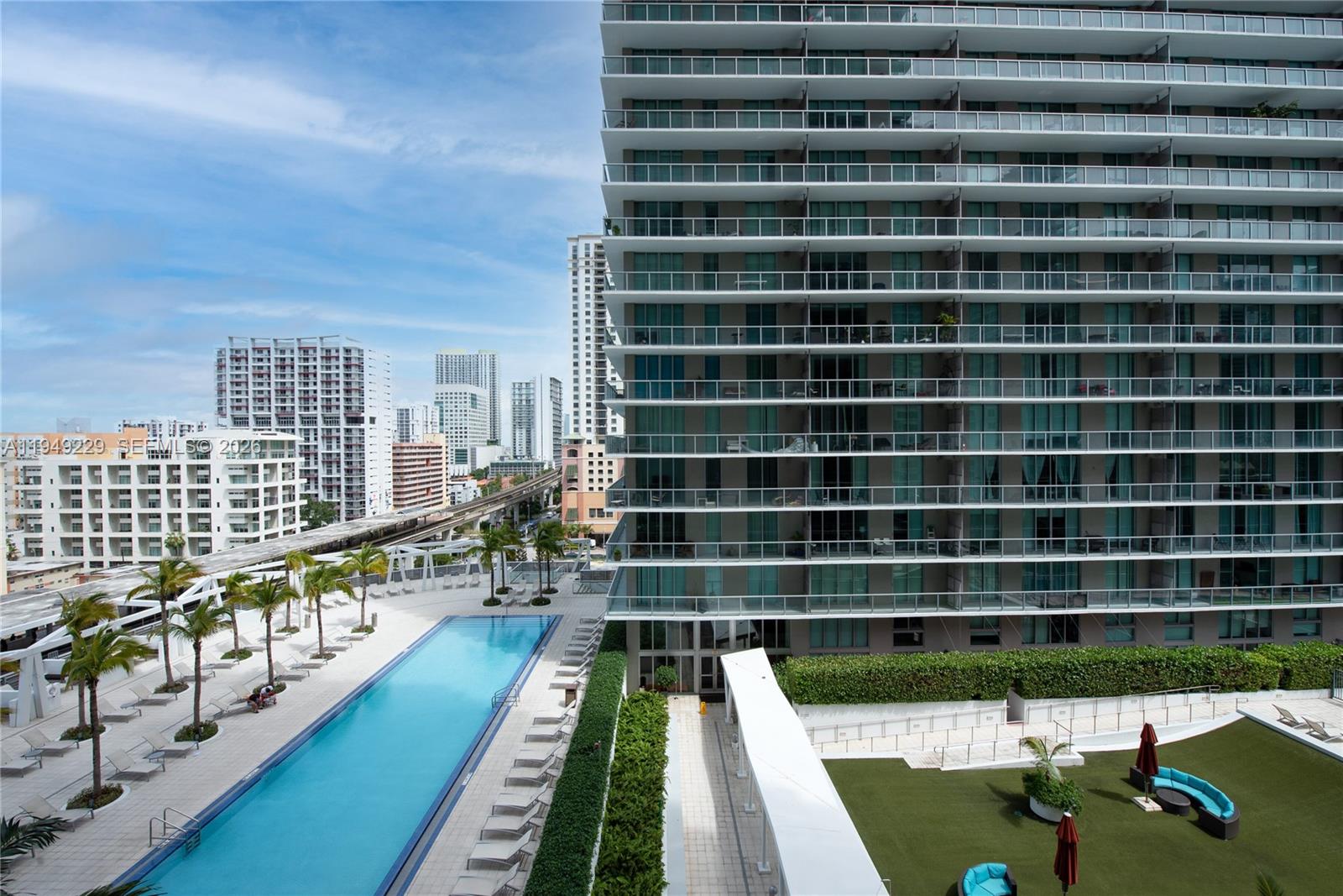 image Axis on Brickell South26