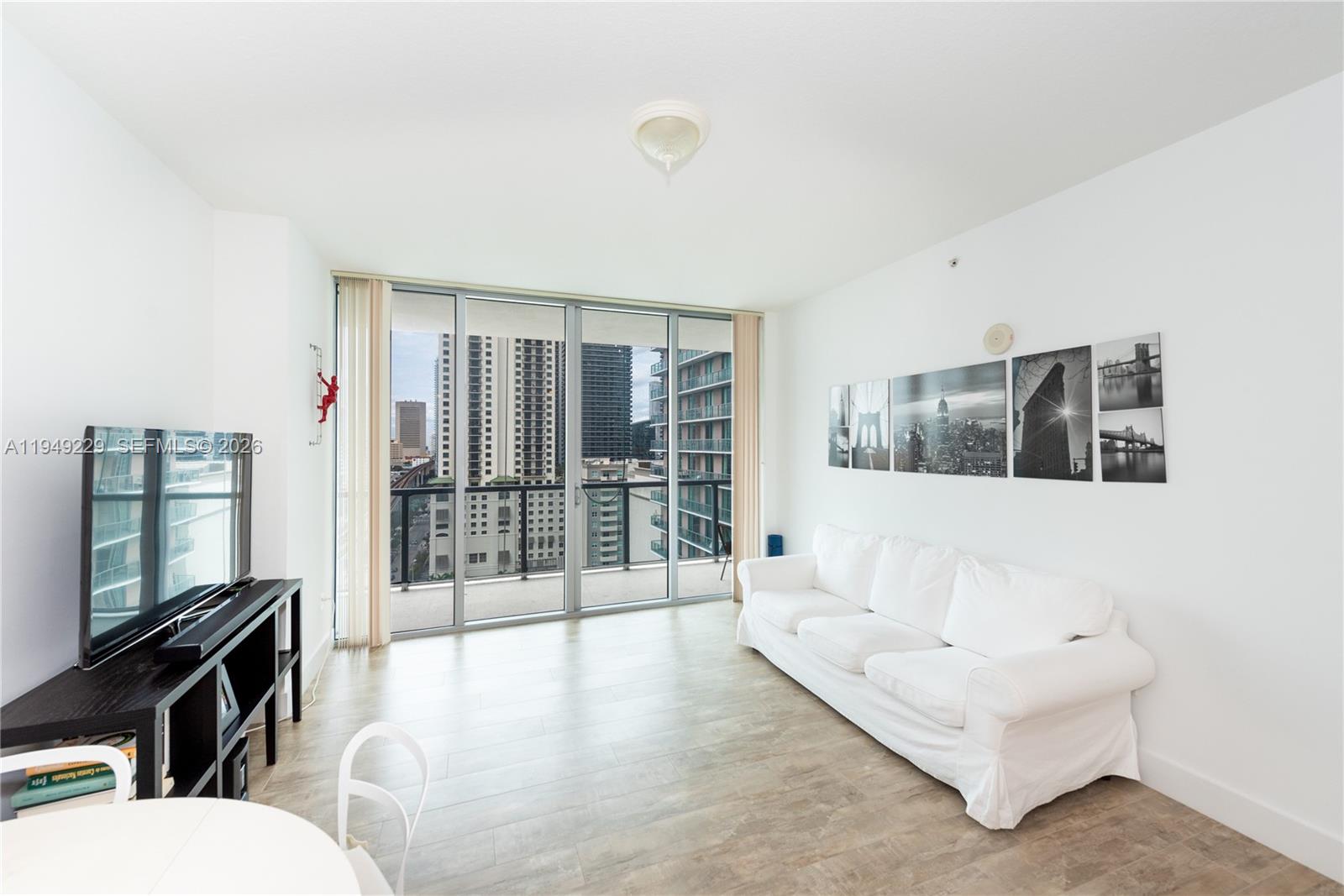 image Axis on Brickell South4