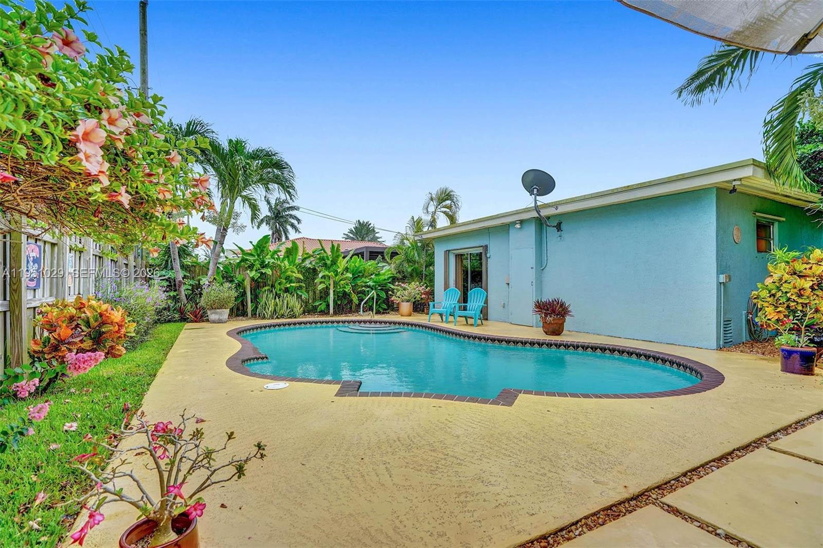 7525 W Treasure Dr North Bay Village, FL 33141