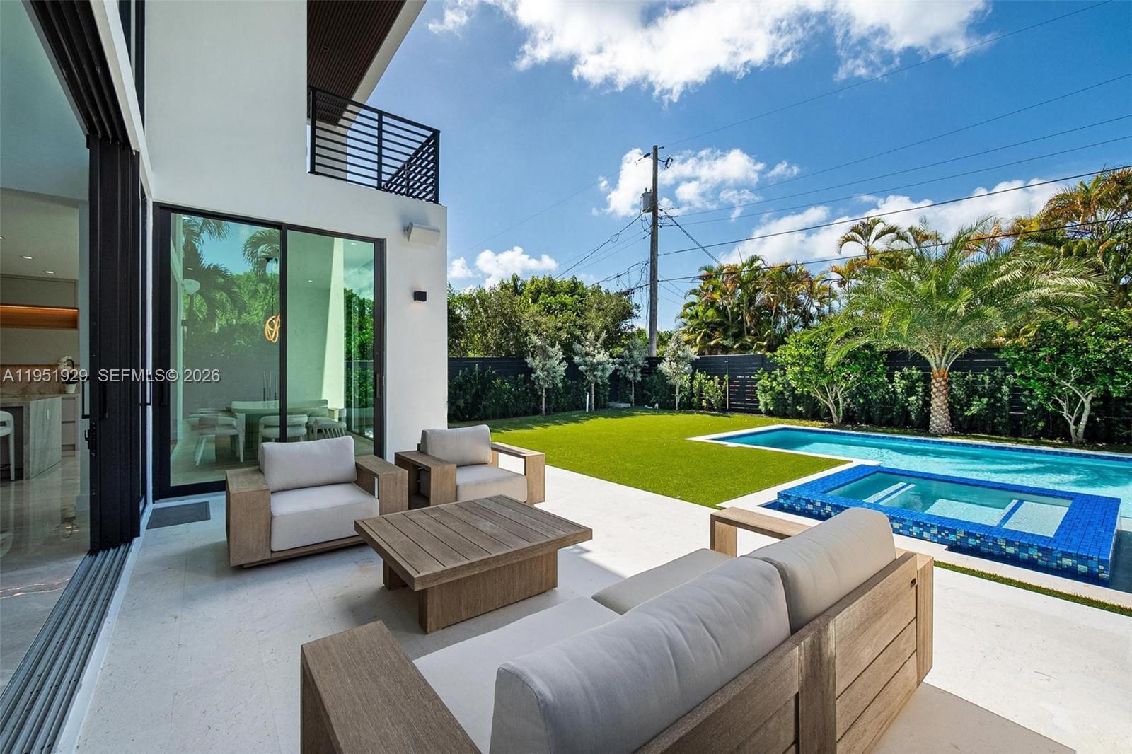 340 SW 20th Rd Miami, FL 33129