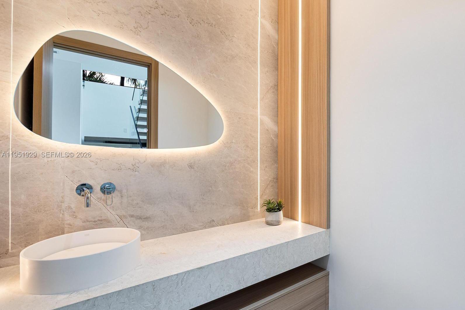 340 SW 20th Rd Miami, FL 33129