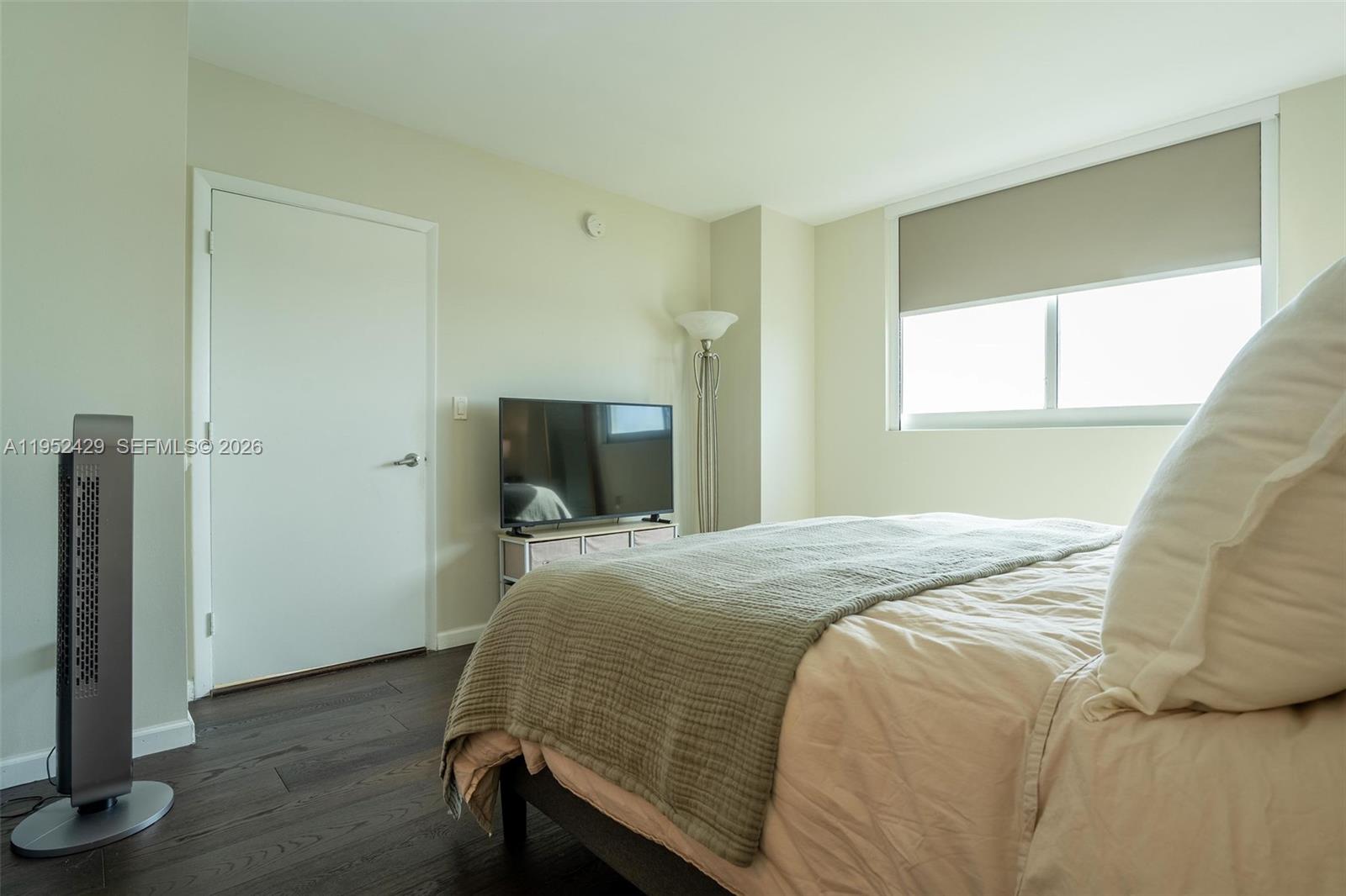 1800 N Bayshore Dr #1803 Miami, FL 33132