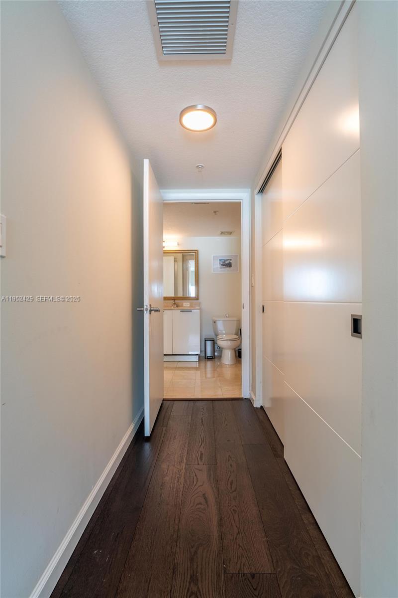 1800 N Bayshore Dr #1803 Miami, FL 33132