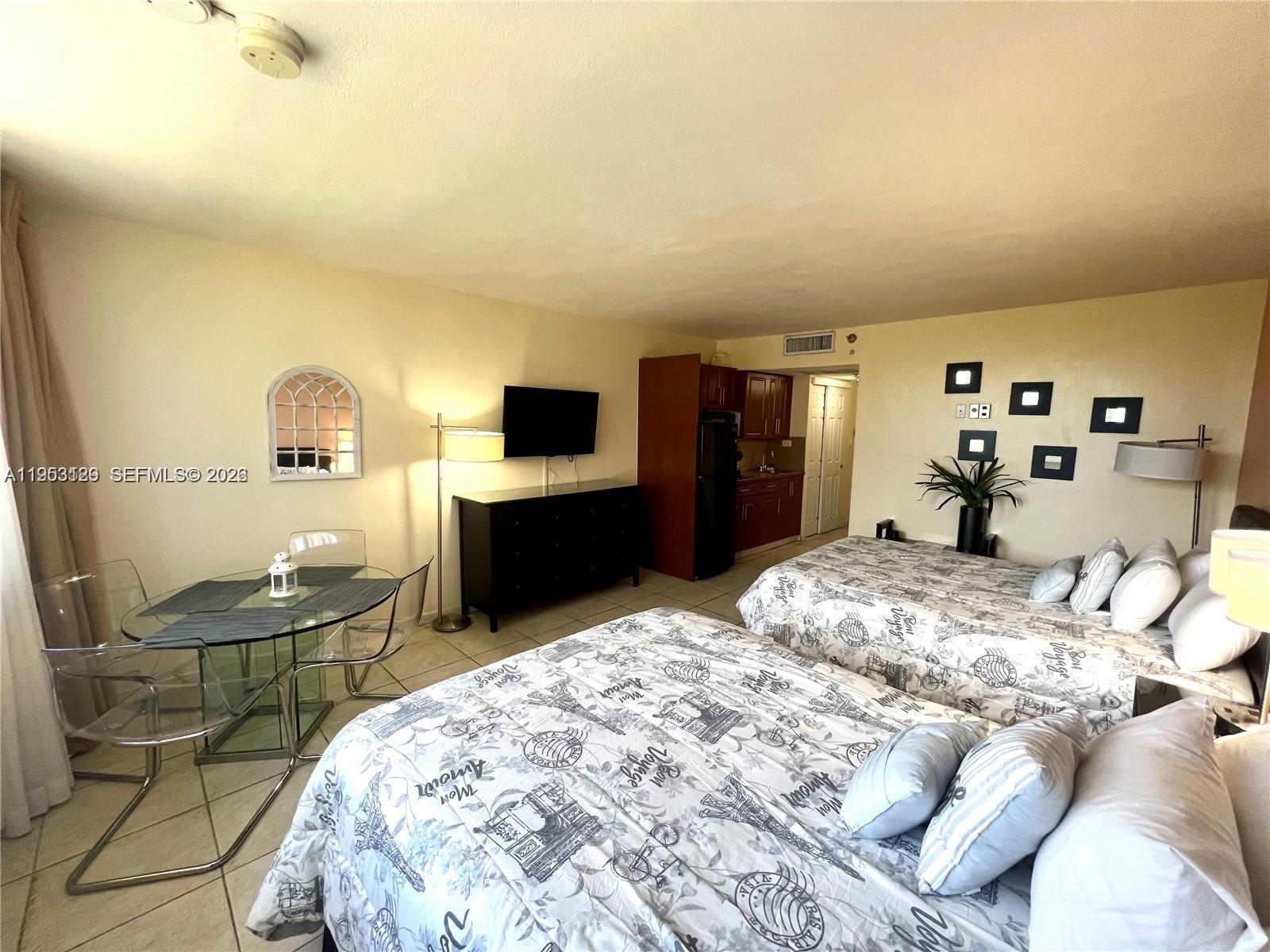 19201 Collins Ave #242