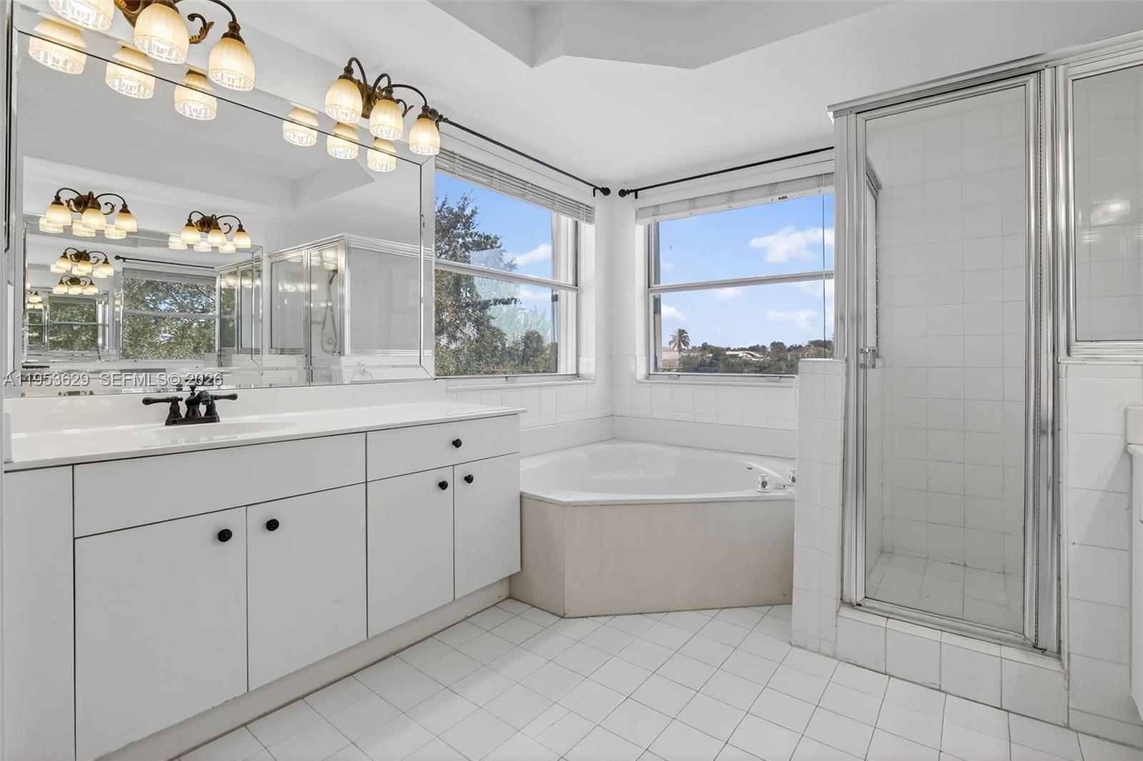 1303 NW 167th Ave Pembroke Pines, FL 33028