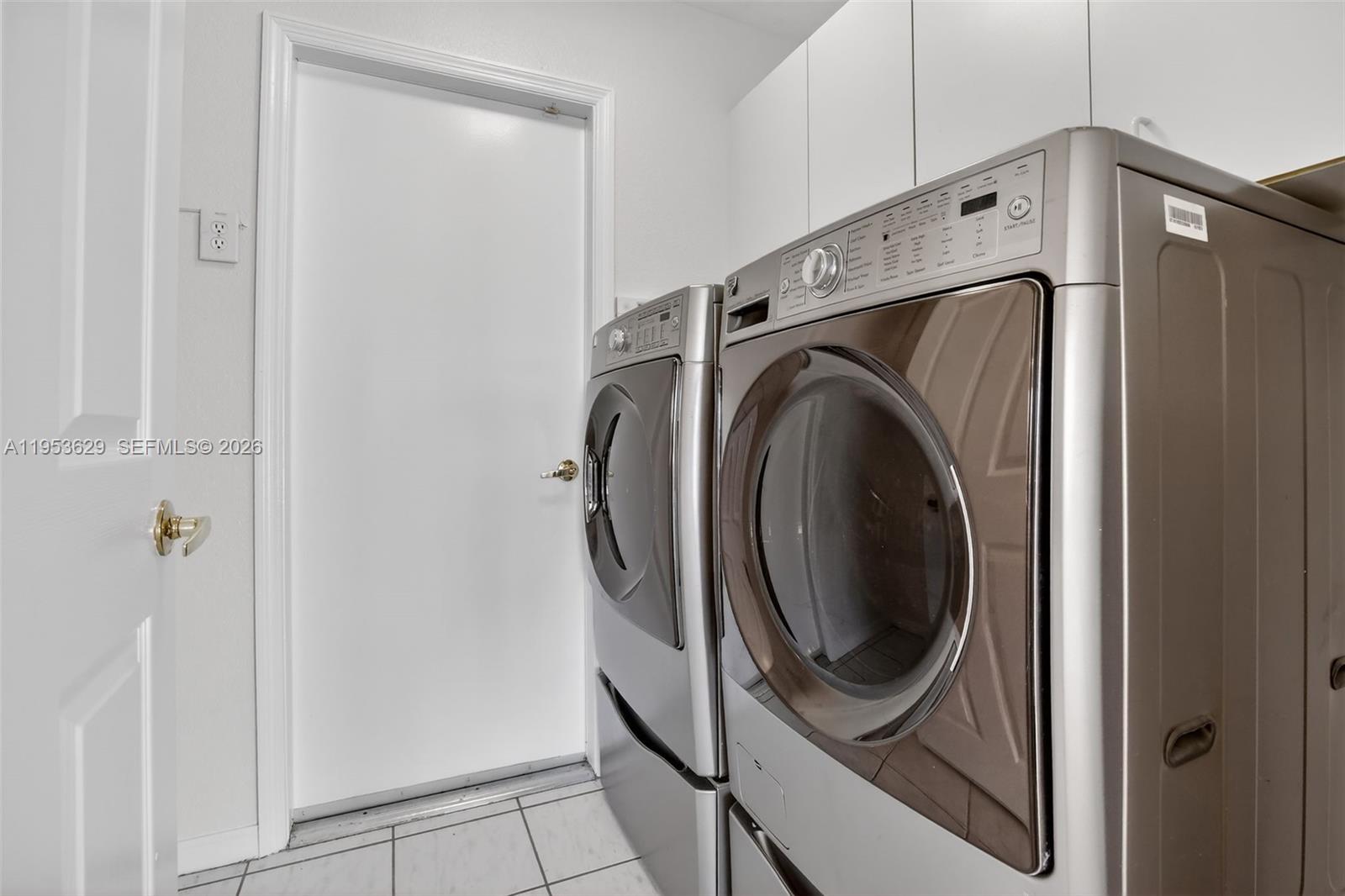 1303 NW 167th Ave Pembroke Pines, FL 33028