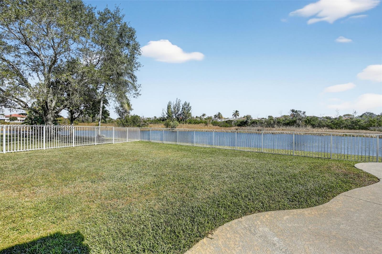 1303 NW 167th Ave Pembroke Pines, FL 33028