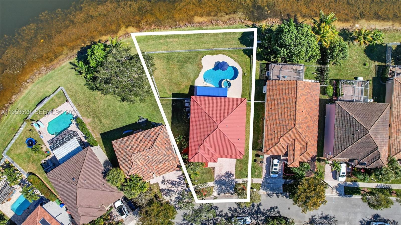 1303 NW 167th Ave Pembroke Pines, FL 33028