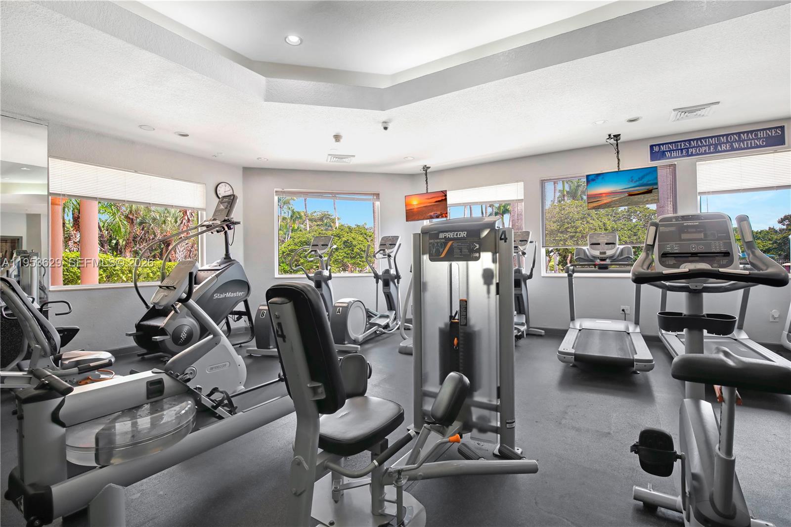 1303 NW 167th Ave Pembroke Pines, FL 33028