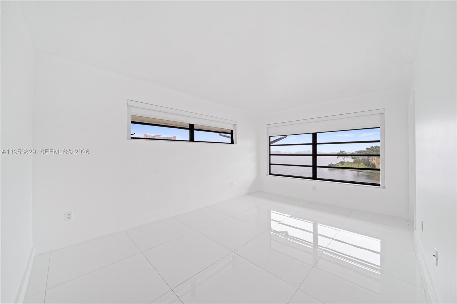 18900 NE 14th Ave #D308 Miami, FL 33179