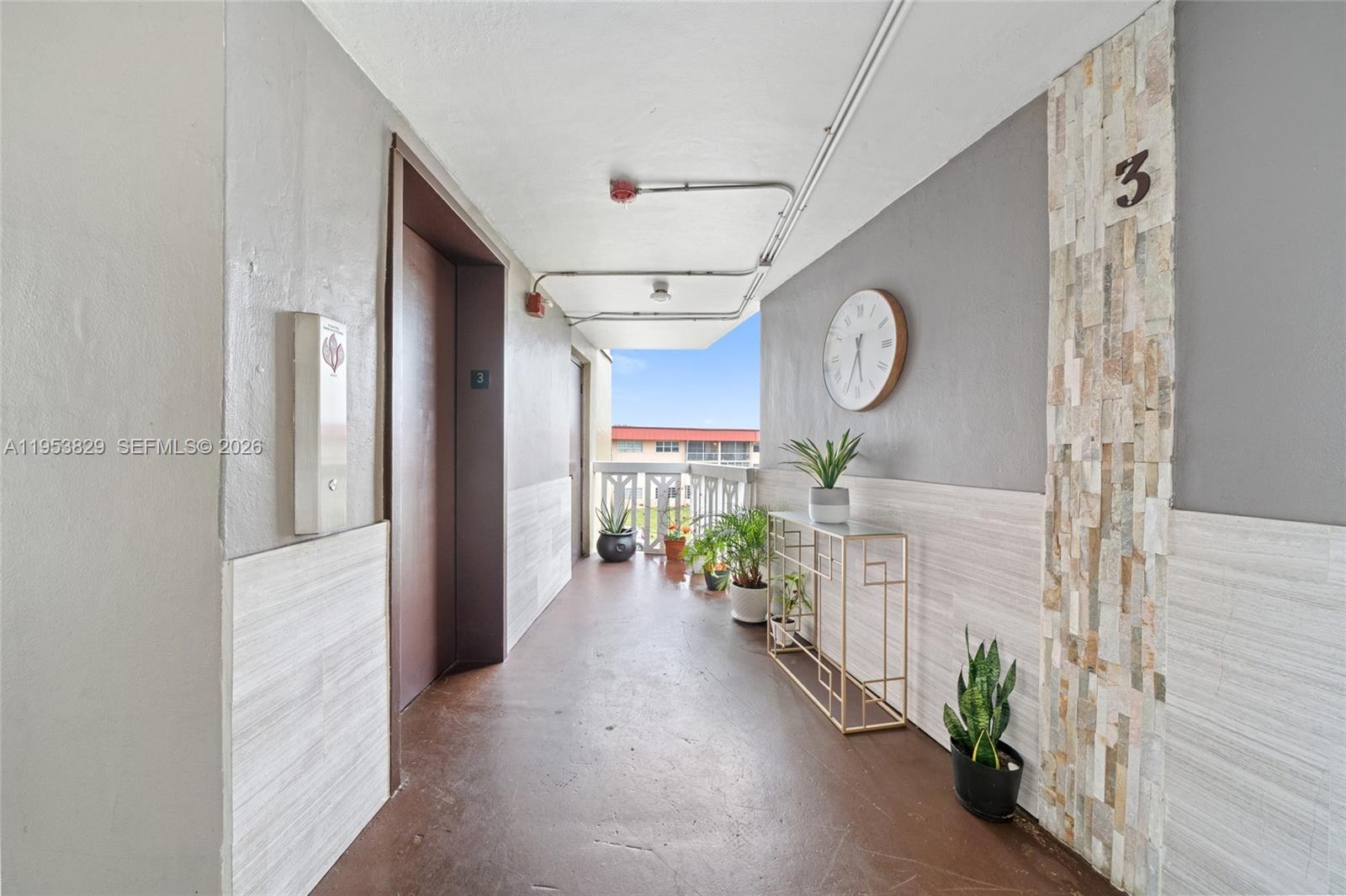 18900 NE 14th Ave #D308 Miami, FL 33179